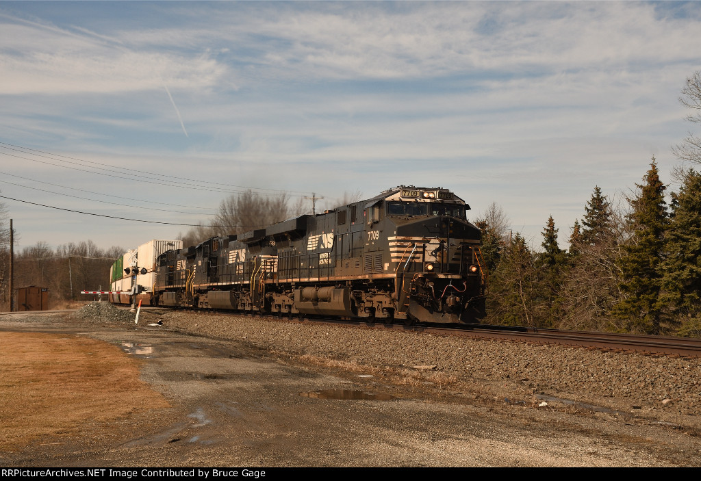 NS 7709